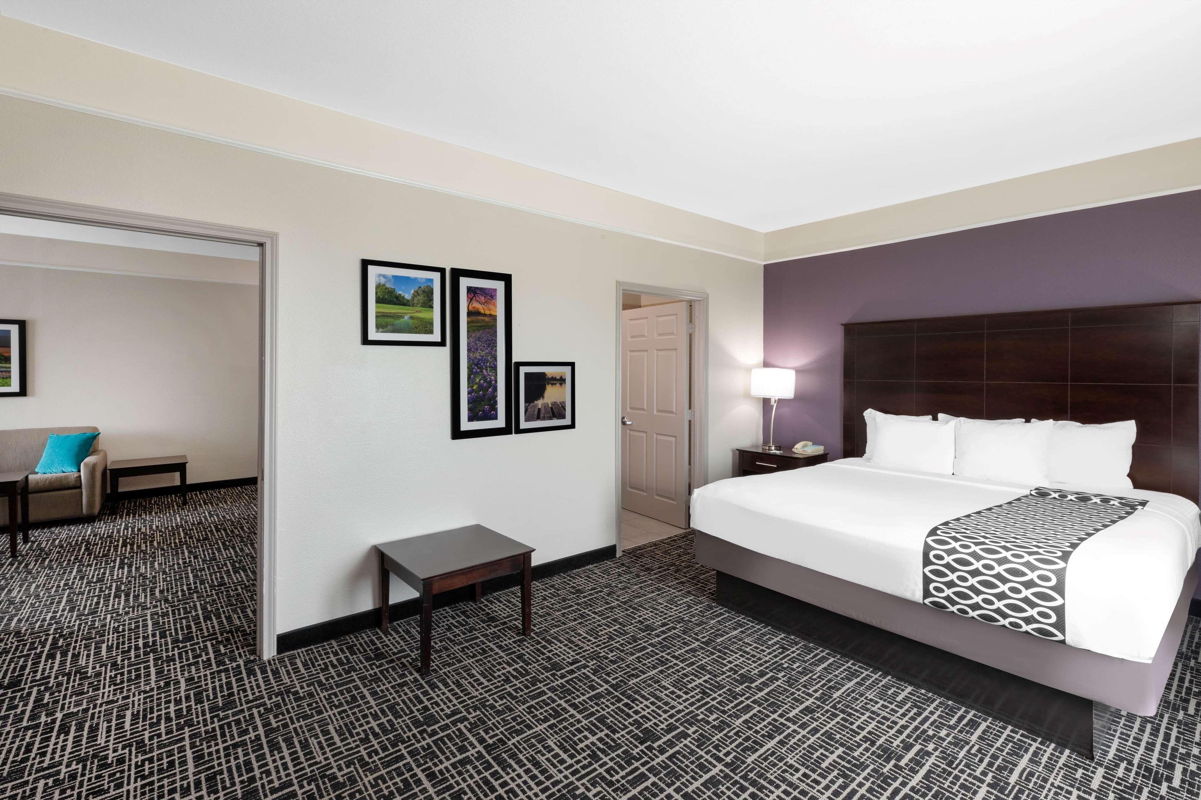 La Quinta By Wyndham Port Lavaca Hotel Exterior photo