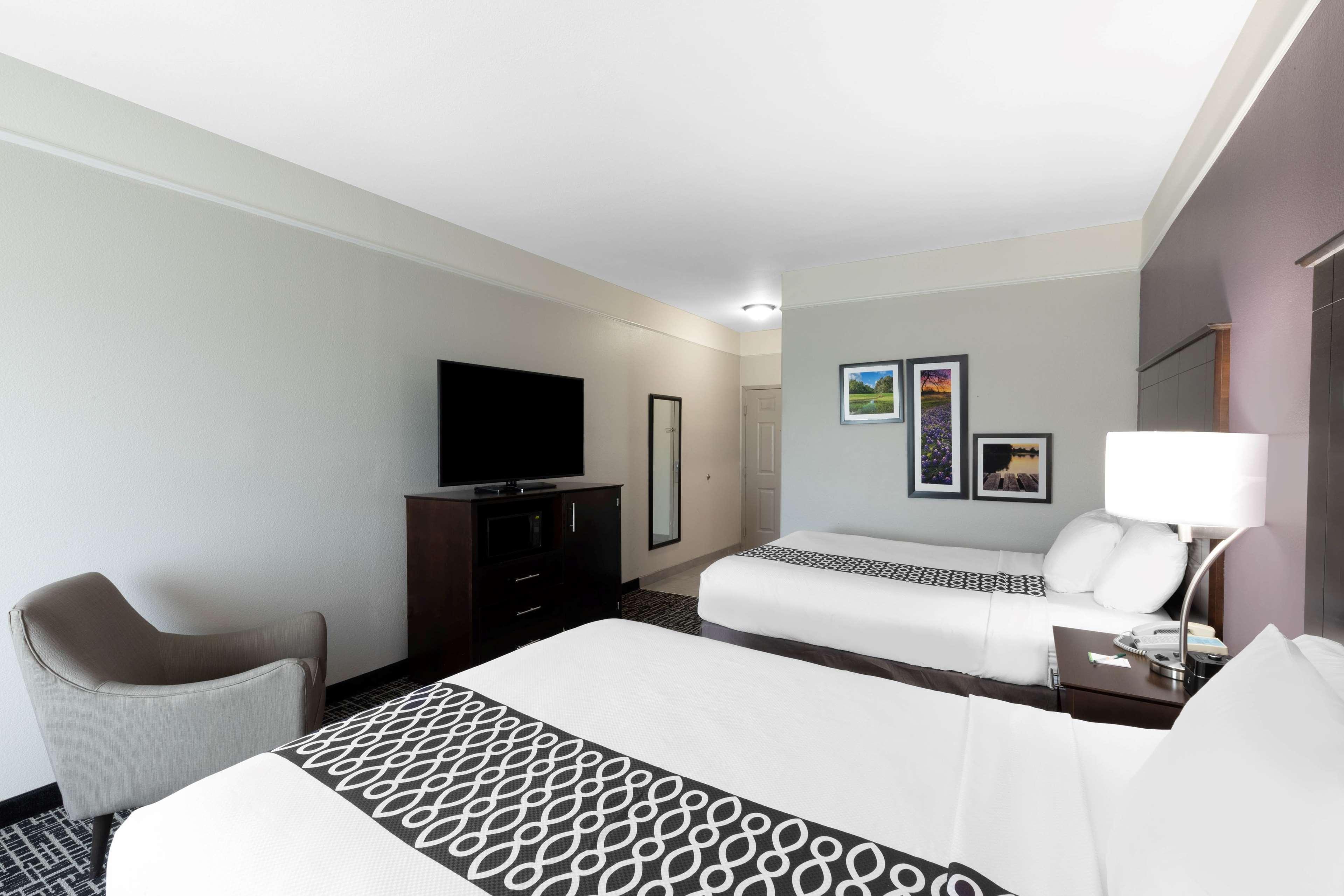 La Quinta By Wyndham Port Lavaca Hotel Exterior photo
