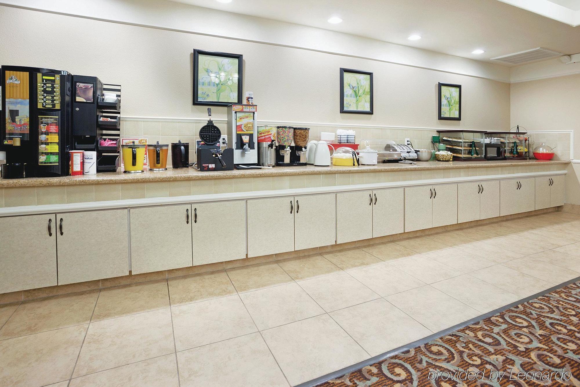 La Quinta By Wyndham Port Lavaca Hotel Restaurant photo